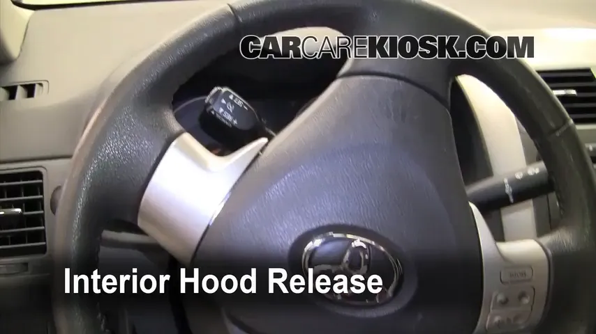 2010 Toyota Corolla S 1.8L 4 Cyl. Capot